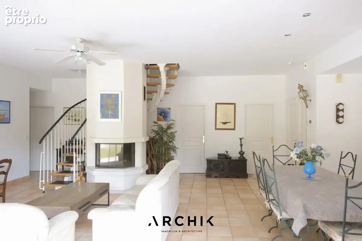 Maison 7 pièces 183 m² à vendre à La Teste-De-Buch (33260) - photo 3