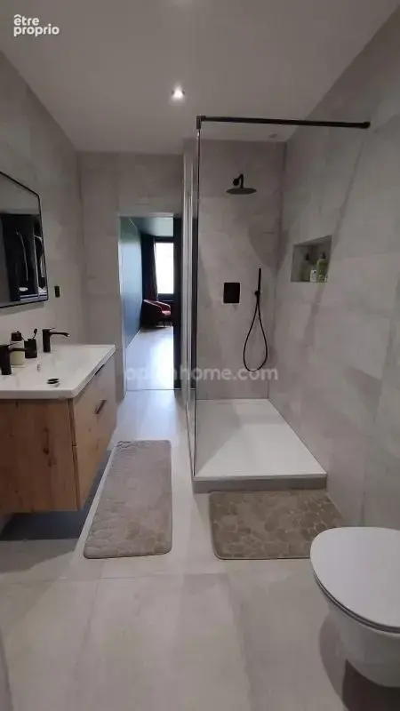 A vendre Appartement à Bar le Duc de 141 m²; Élégance et Lumière au Cœur de la Ville - photo 8