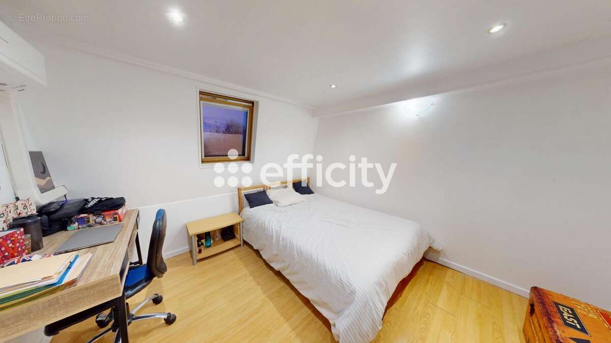 Maison à VILLENEUVE-D'ASCQ