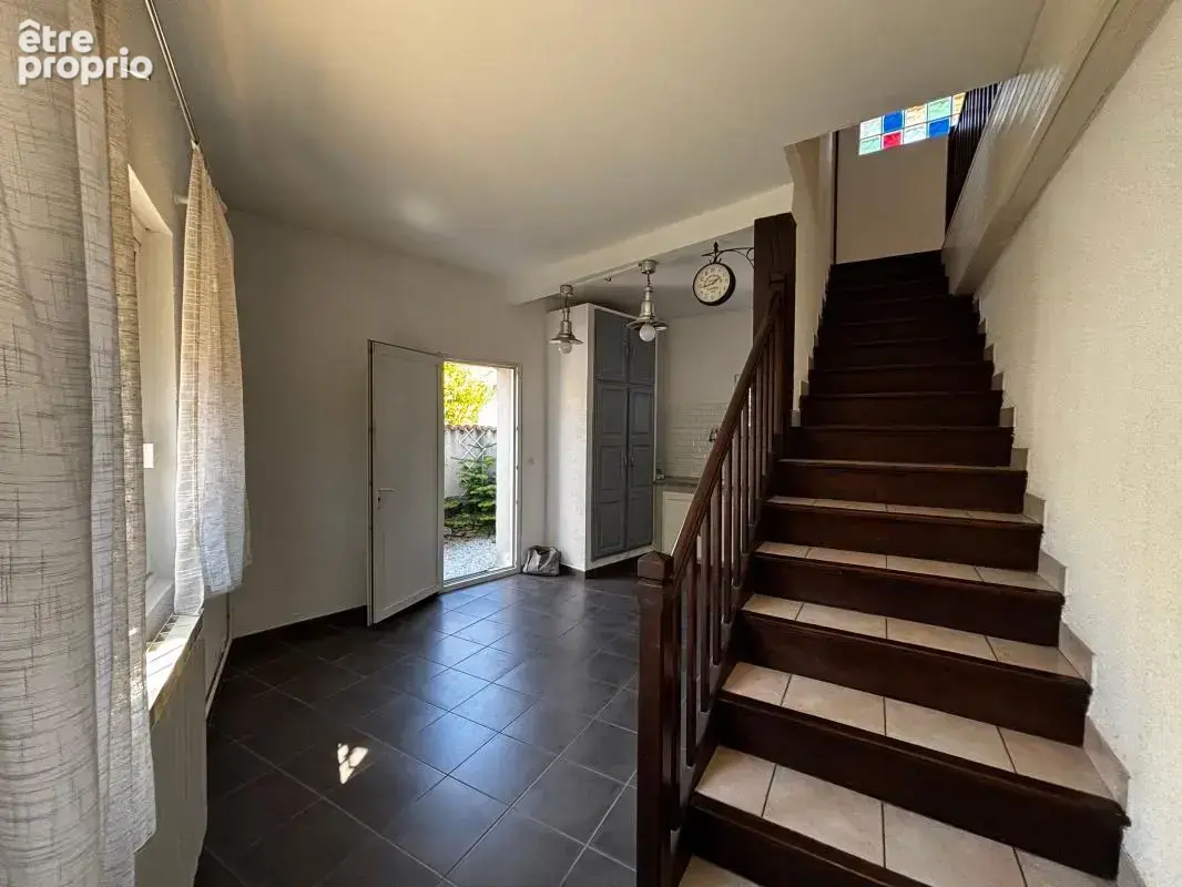 Duplex 3 chambres avec cour et garage - photo 4