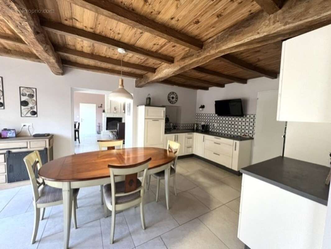 Maison à vendre saint georges des coteaux (17) - photo 3