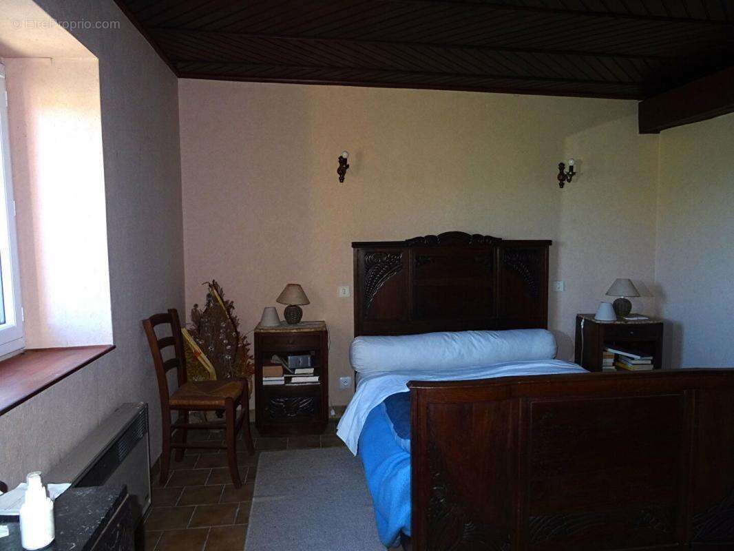 Maison à CAUNA