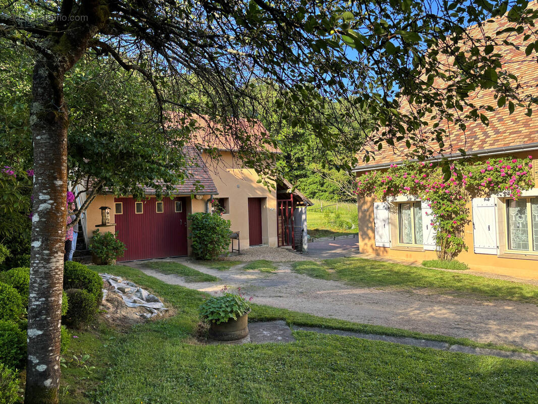 Maison à THORIGNE-SUR-DUE