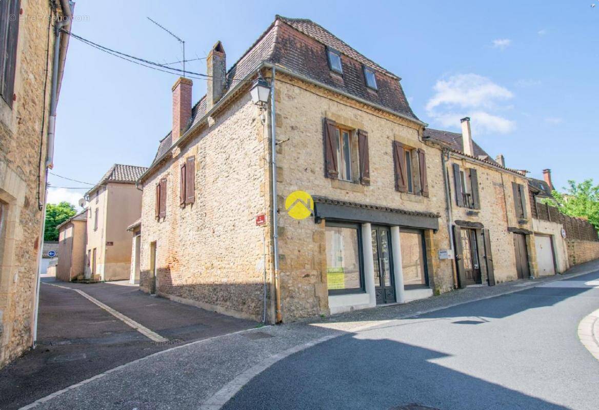 Maison à SIORAC-EN-PERIGORD