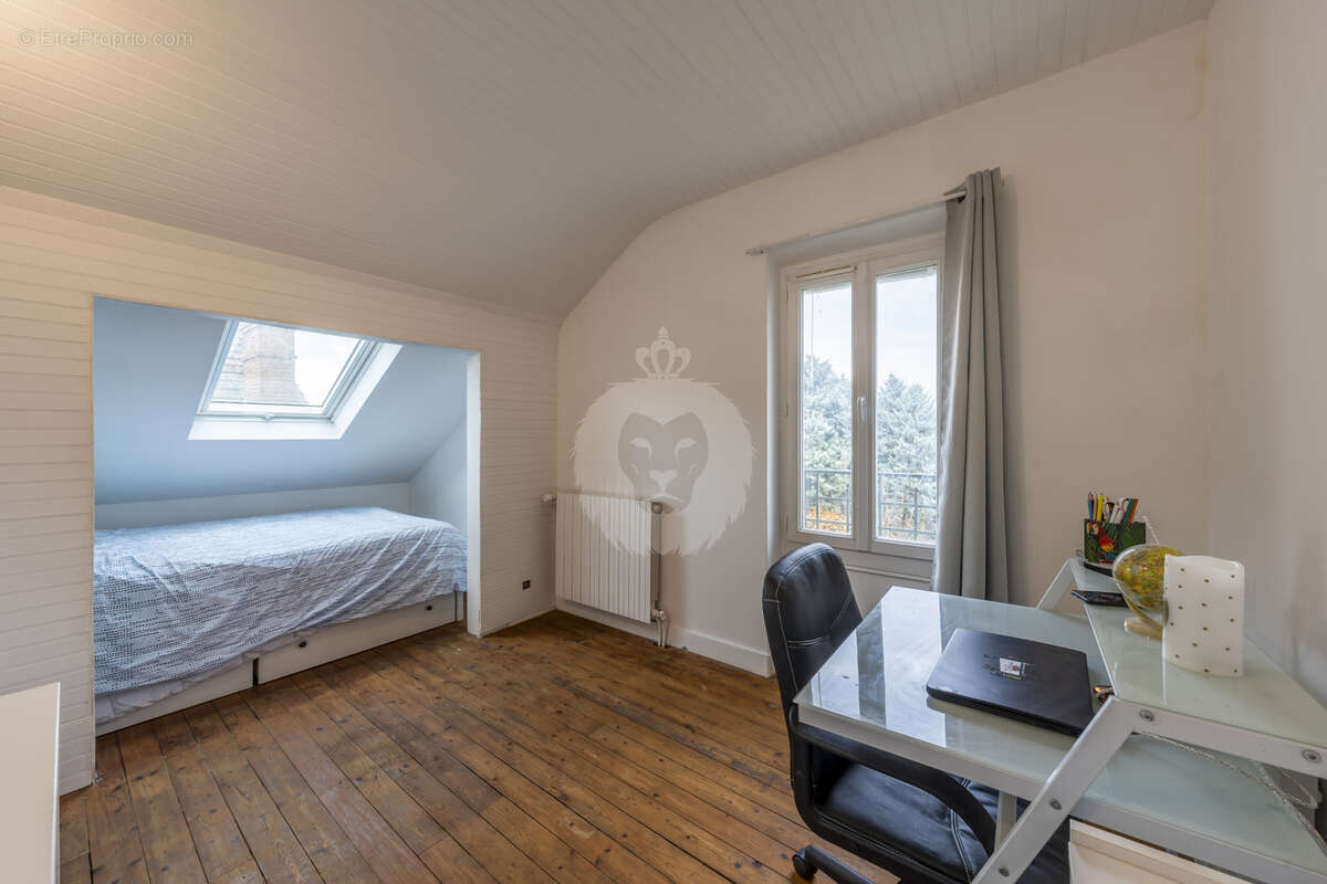Maison à MELUN