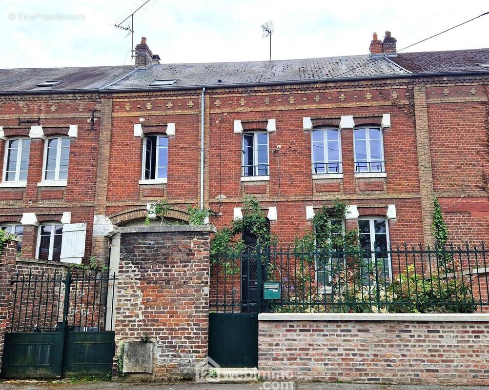Jolie maison de style d'une surface habitable de 133 m² - Maison à LAON