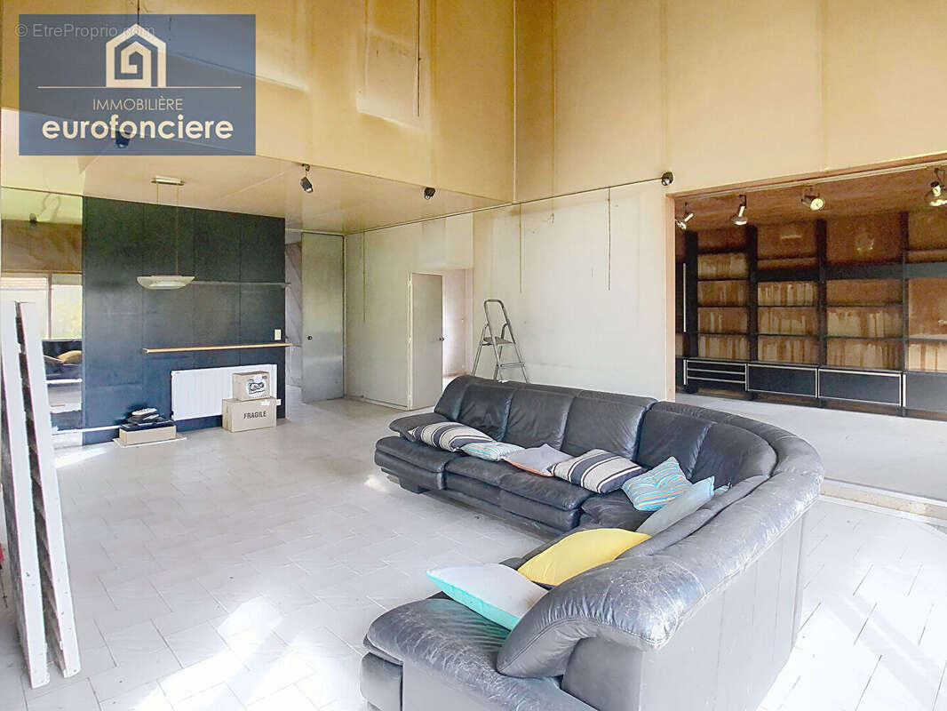 Maison à AIX-EN-OTHE