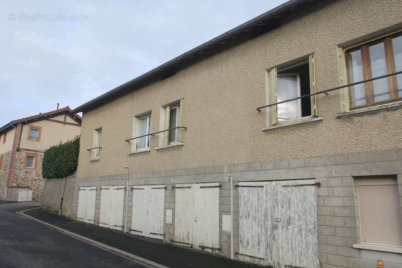 Appartement à MAURS