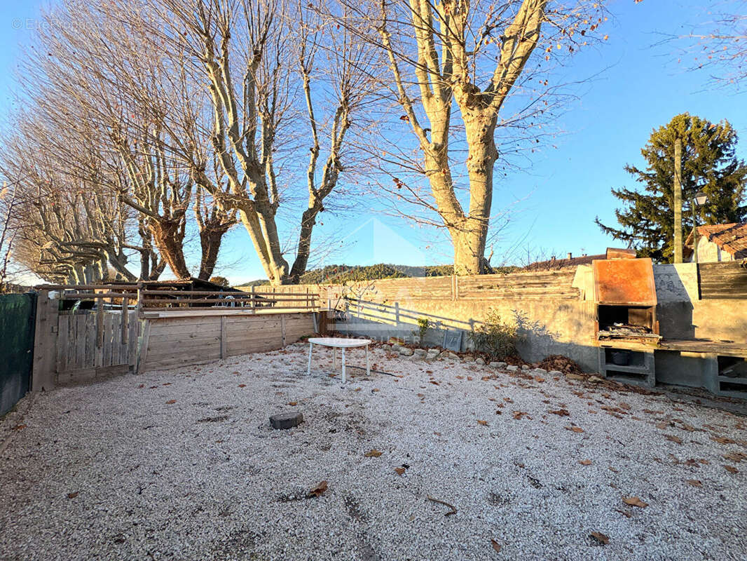 Maison à VILLELAURE