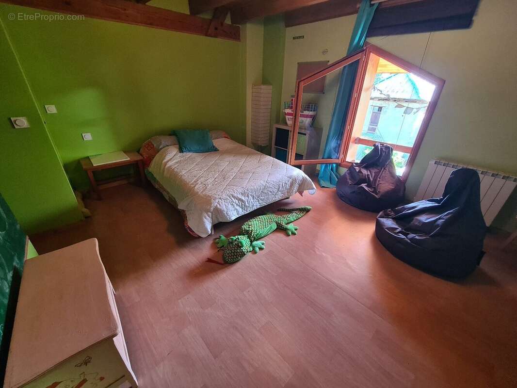 Maison 148 m² à Verrens-Arvey  - photo 14