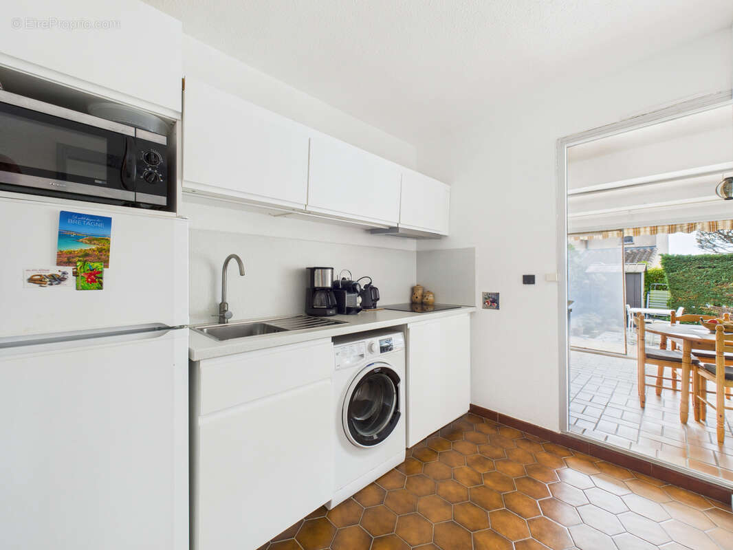 Appartement à BORMES-LES-MIMOSAS