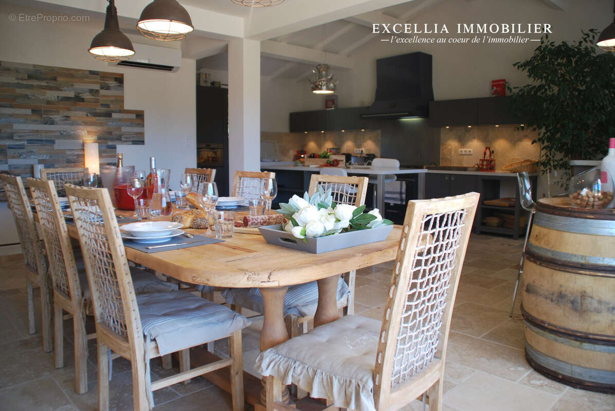 Maison à MAUSSANE-LES-ALPILLES