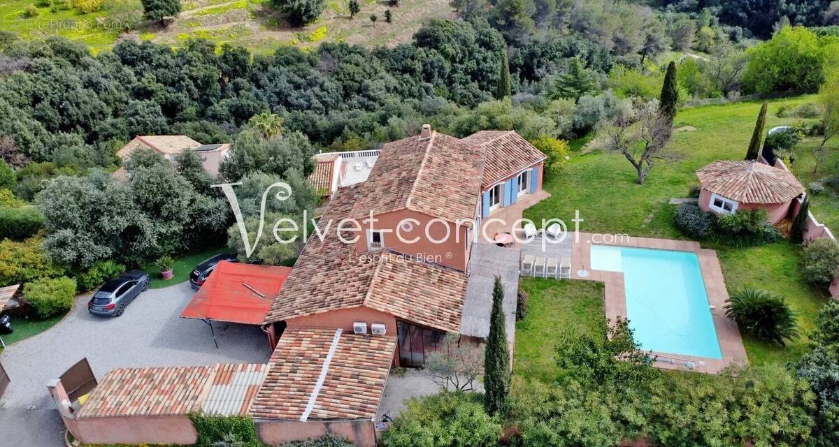 Maison à CAGNES-SUR-MER