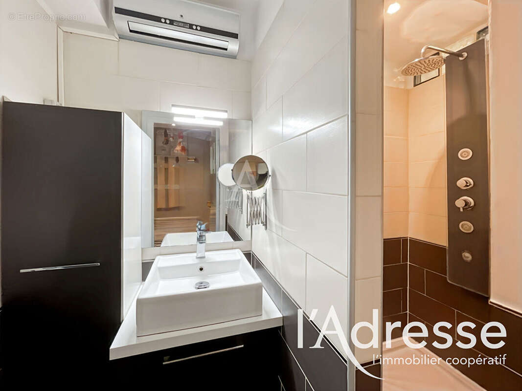 Appartement à SAINT-CYR-SUR-MER
