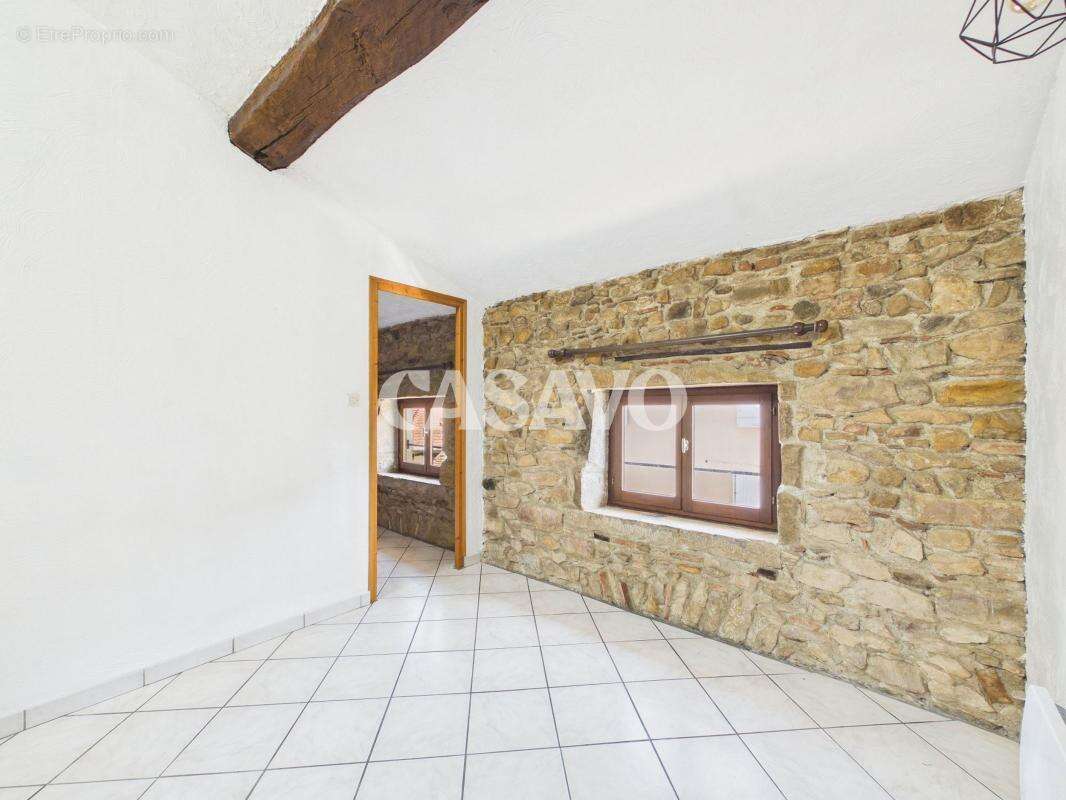 Appartement à LA VERPILLIERE