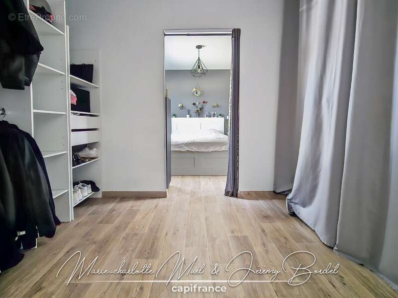 Grande maison familiale avec logement indépendant, garages et dépendances - photo 17