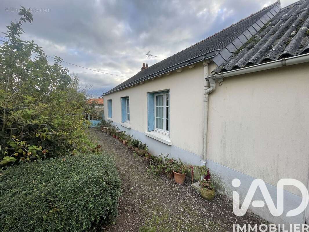 Photo 2 - Maison à SAINT-HERBLON