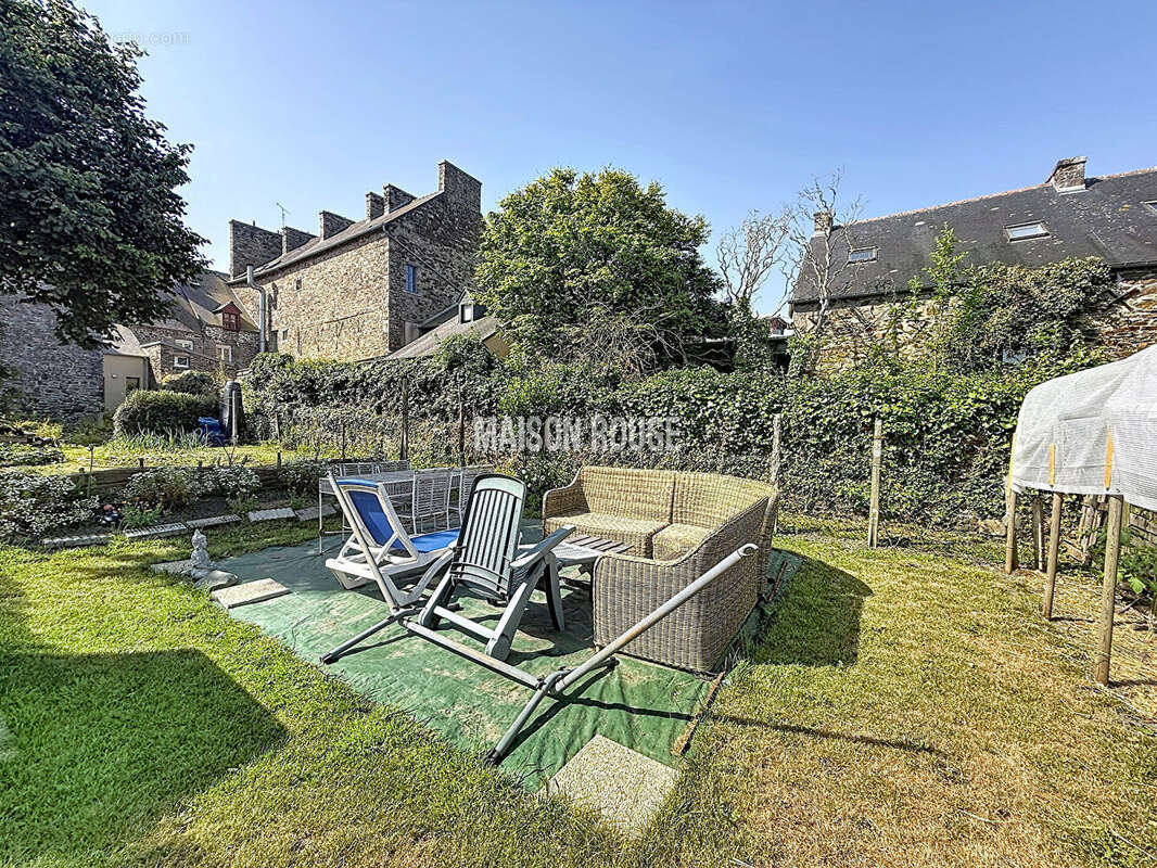 Maison à DOL-DE-BRETAGNE