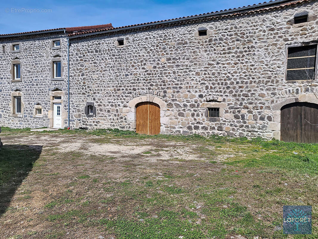 Maison à SAINT-HAON