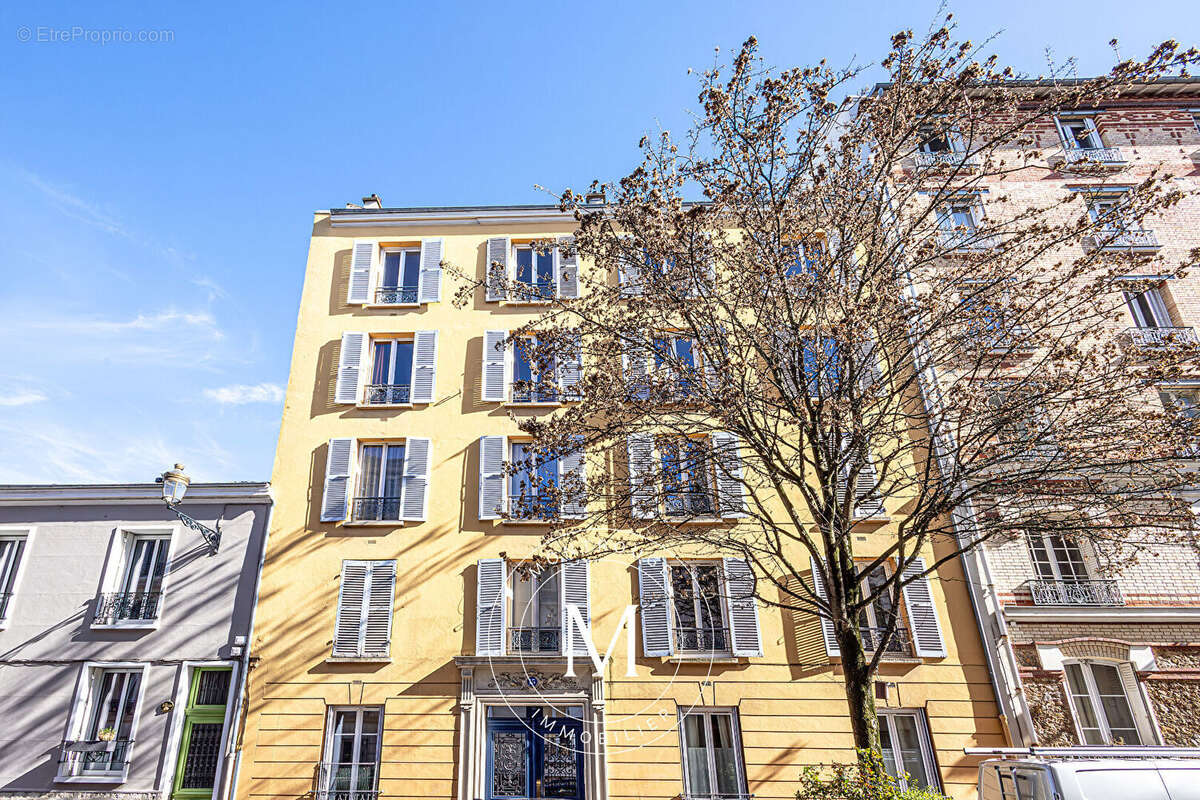 Appartement à MONTROUGE
