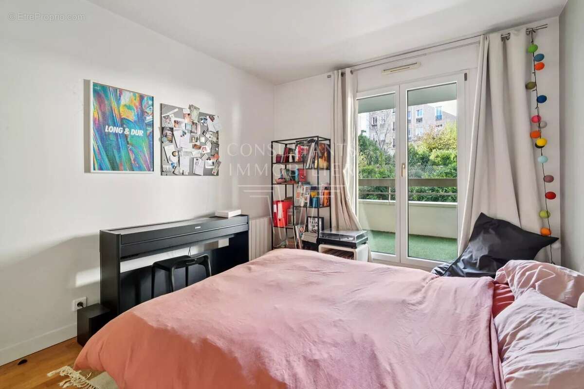Appartement à LEVALLOIS-PERRET