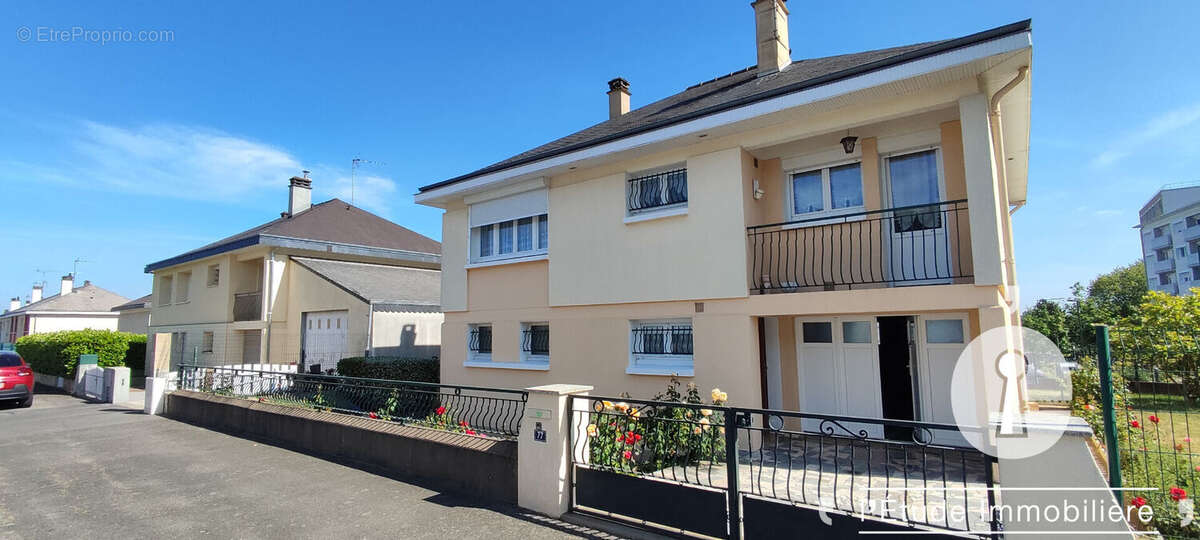 Maison à LAVAL