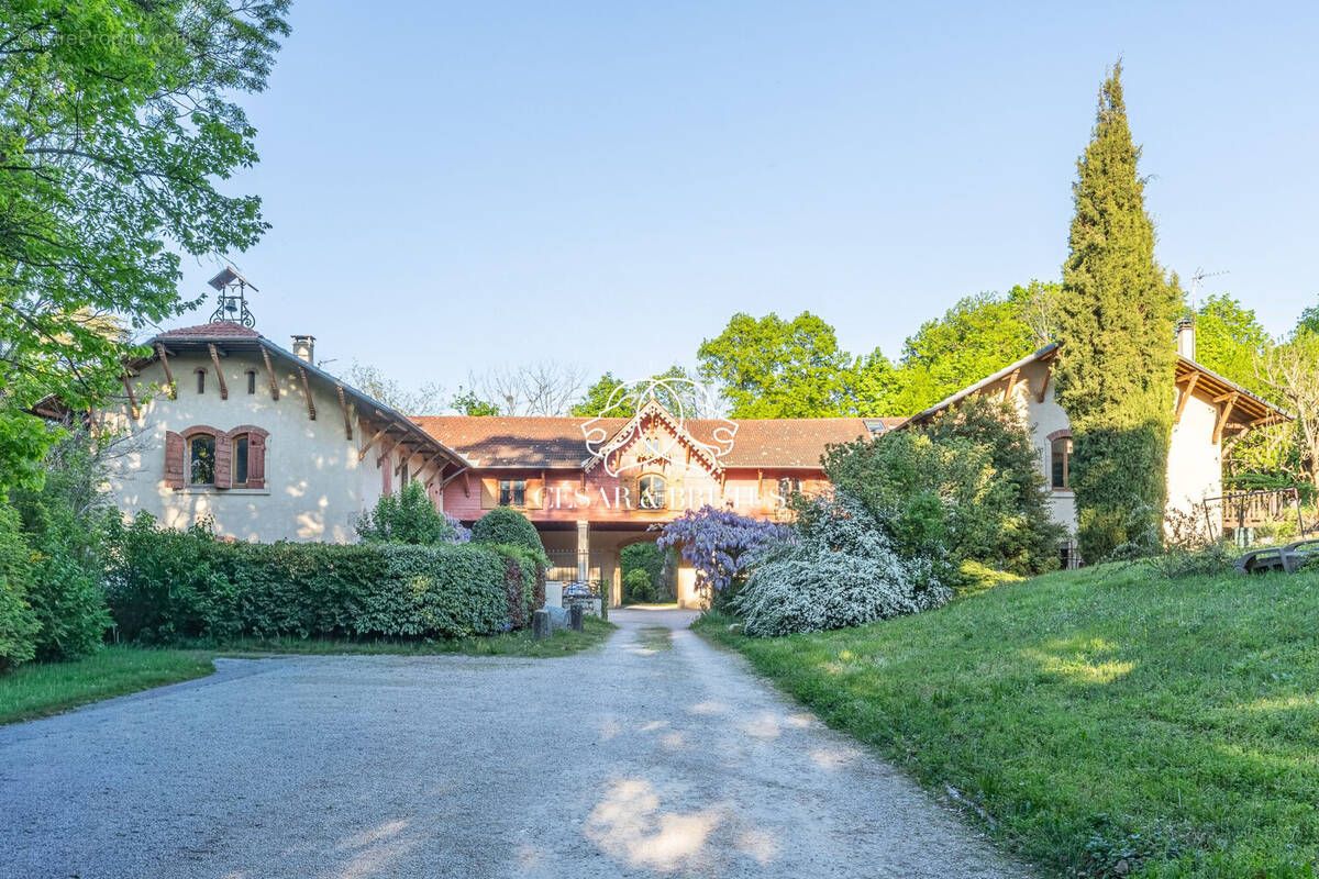 Appartement à VERNAISON
