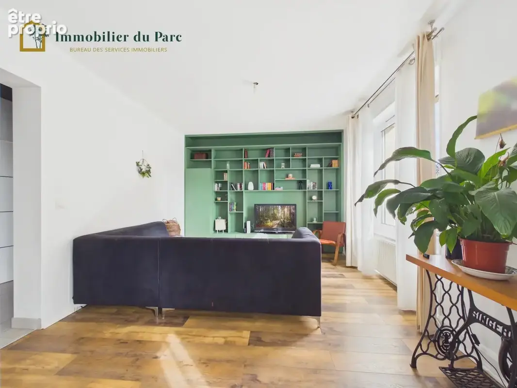 Belfort - Grand T2 de 62 m² en maison de maître - Très bon état, aucuns travaux - photo 2