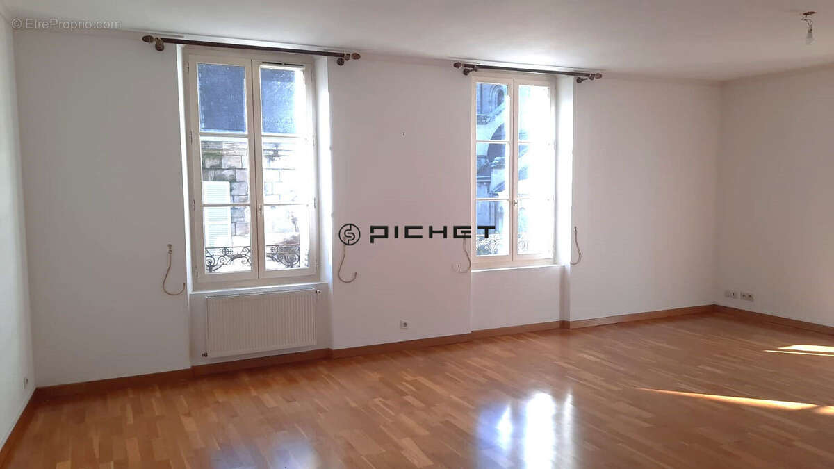 Appartement à BRIVE-LA-GAILLARDE