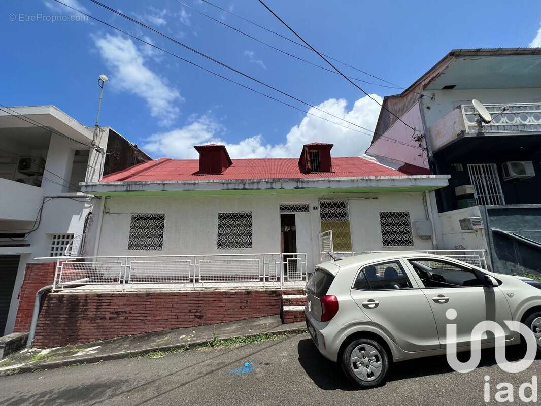 Photo 2 - Maison à BASSE-TERRE