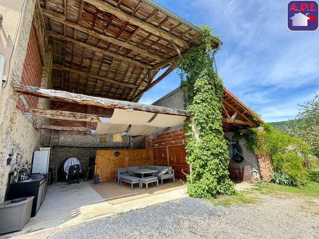 Maison à VENTENAC