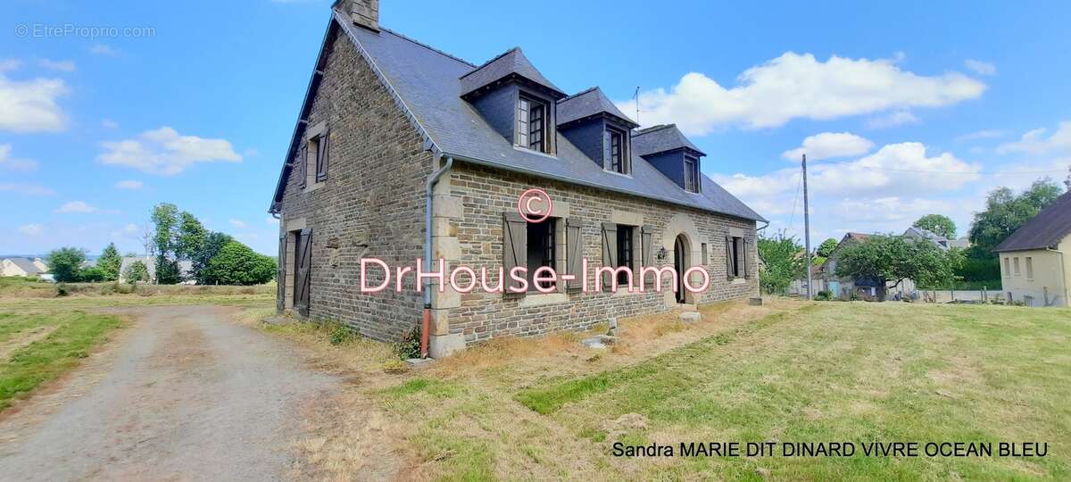 Maison à SAINT-HILAIRE-DU-HARCOUET