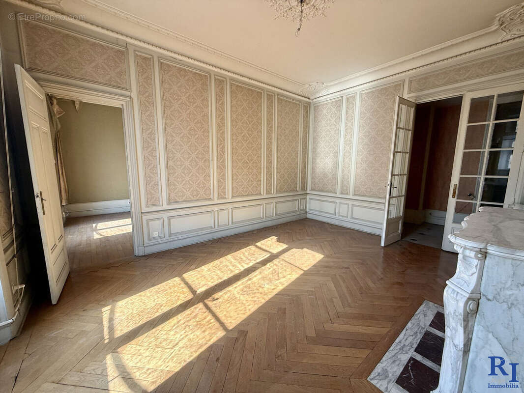 Salle à manger - Appartement à GRENOBLE