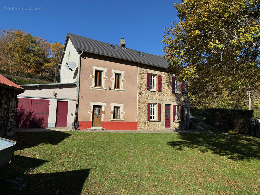 Maison à GOUTTIERES