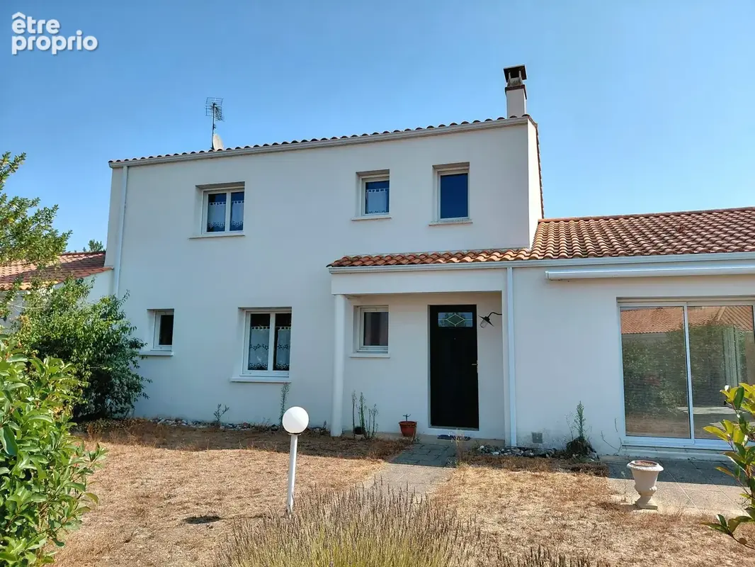 Maison 5 pièces 145 m² à vendre à Soullans (85300) - photo 2