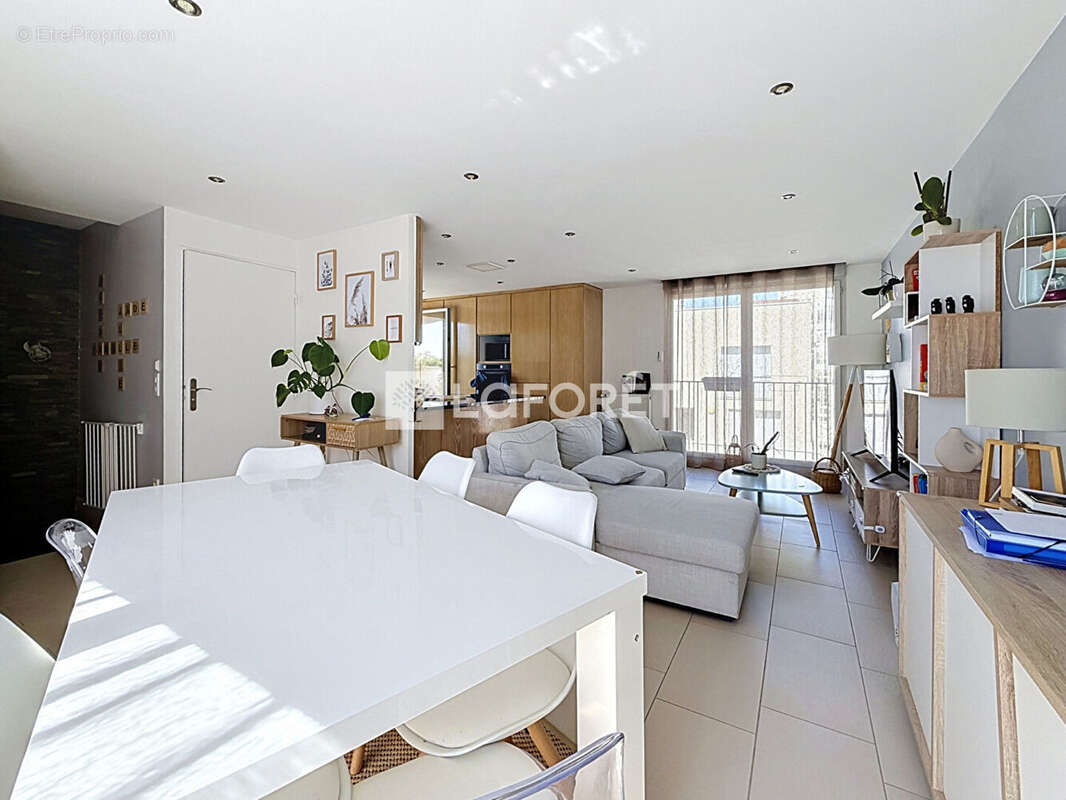 Appartement à CHAMPIGNY-SUR-MARNE