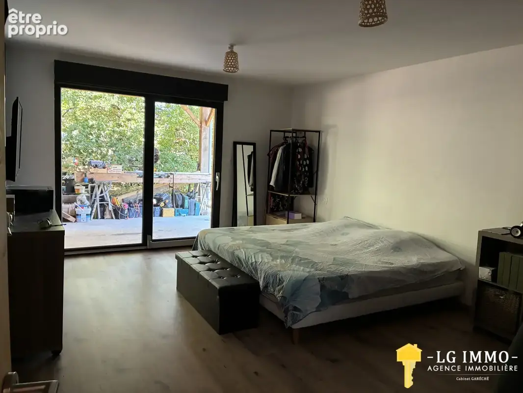 Maison contemporaine en bois, 3 chambres avec leur salle d'eau, jardin 3800 m2 - photo 12