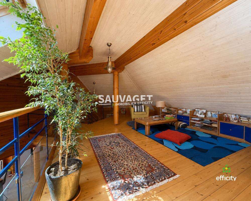 Maison 193 m² à Pers-Jussy  - photo 20