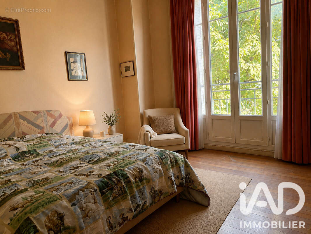 Appartement 230 m² à Grenoble  - photo 9