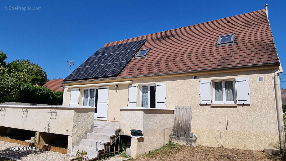 Pavillon avec grande terrasse et jardin de 1 500M² - photo 18