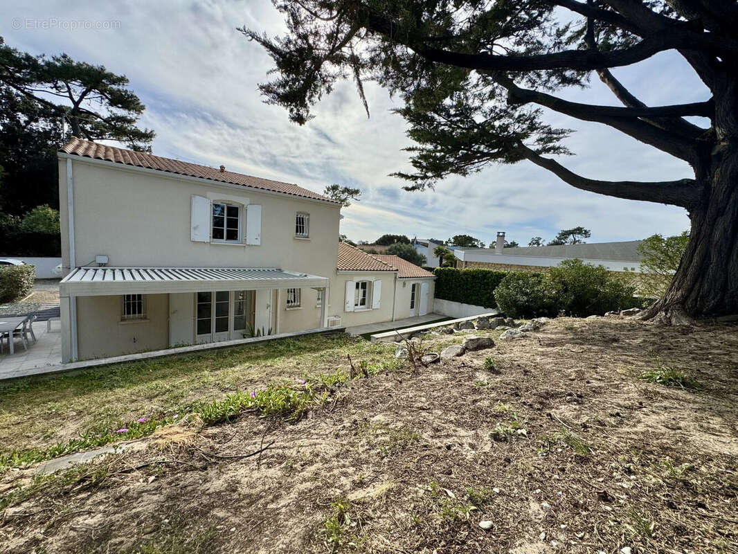 Maison à SAINT-GEORGES-DE-DIDONNE