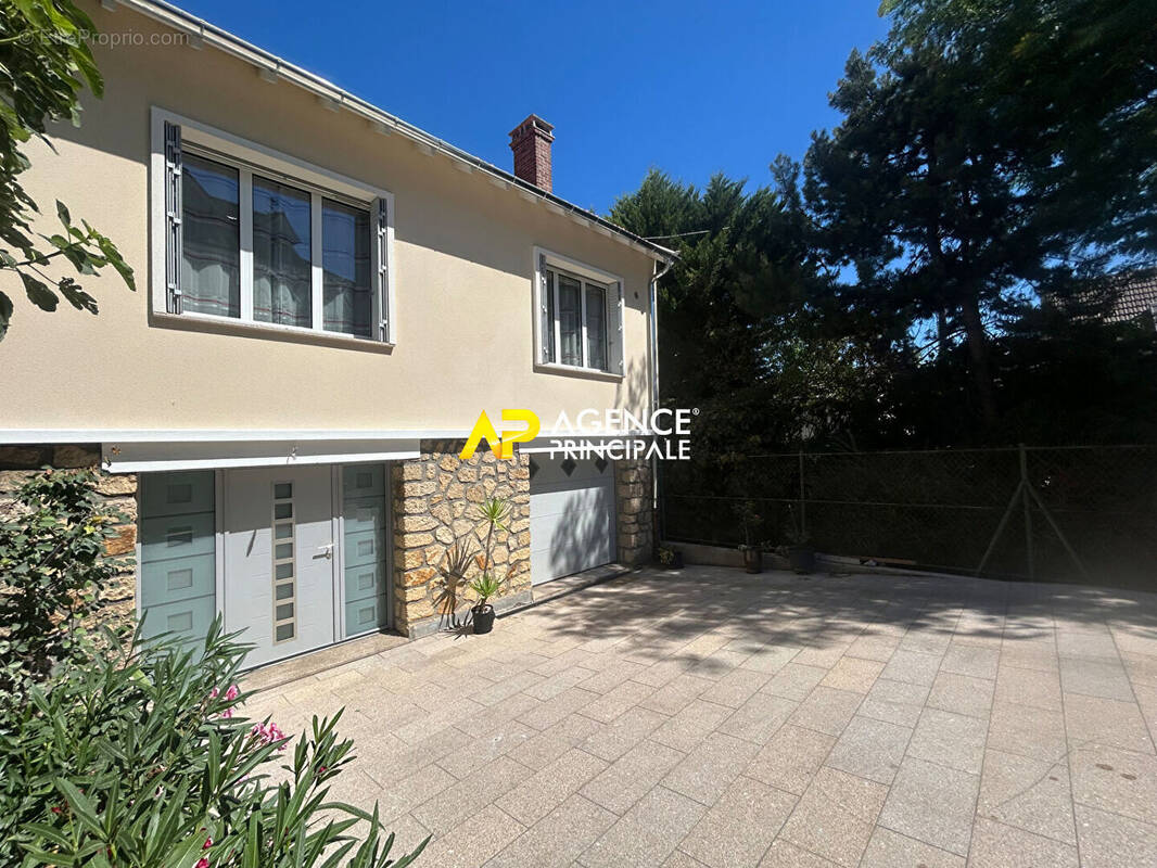 Maison à BEZONS