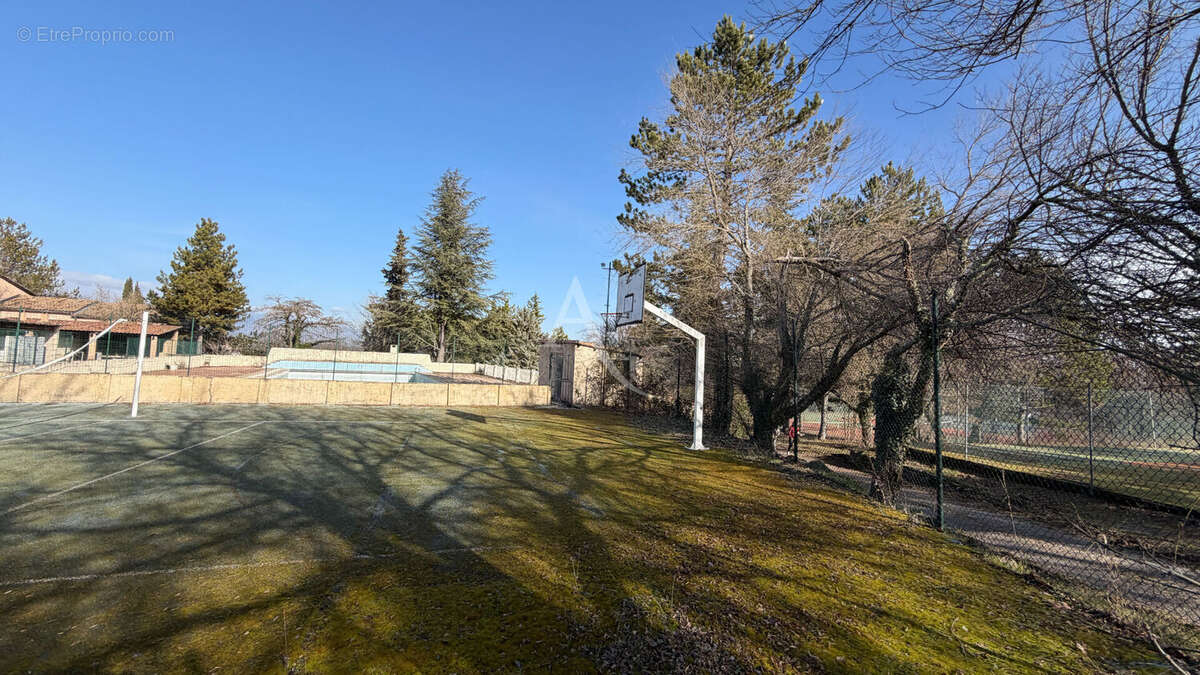 Appartement à NIOZELLES