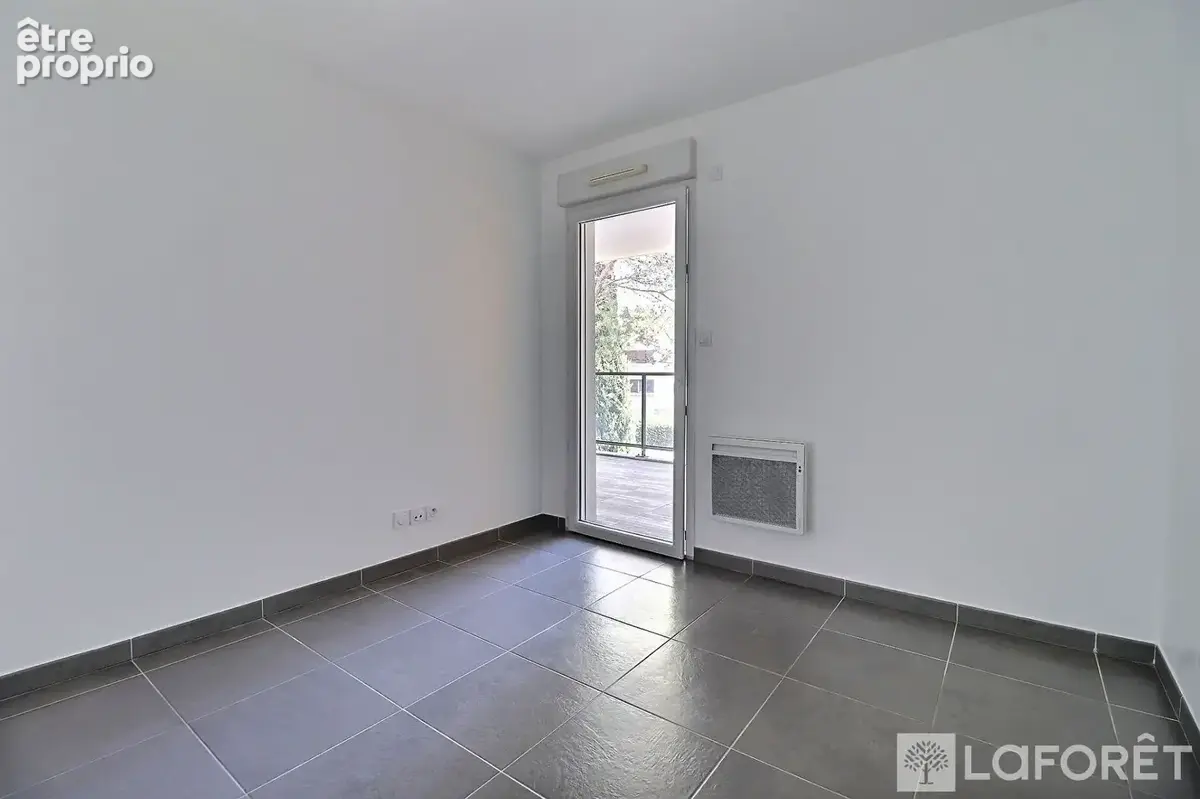 Frejus 2 pièce(s) 52.50 m2 - dernier étage - photo 6