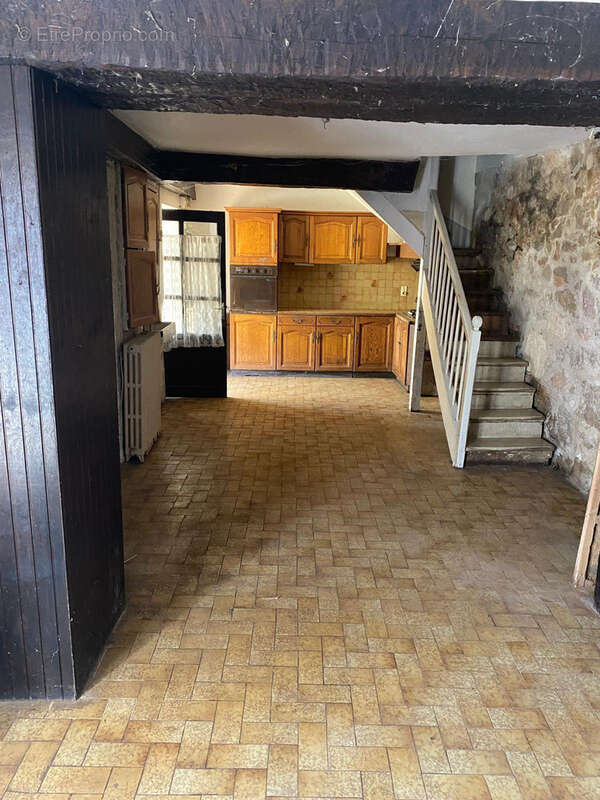 Maison à rénover avec terrain   46200 Lachapelle Auzac - photo 9