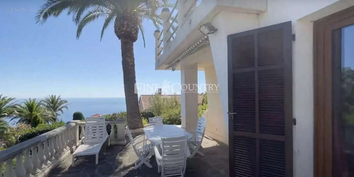 Maison à SAINT-RAPHAEL