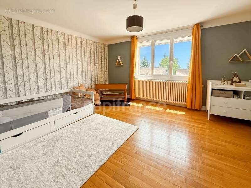 Maison à MARCILLY-LES-BUXY