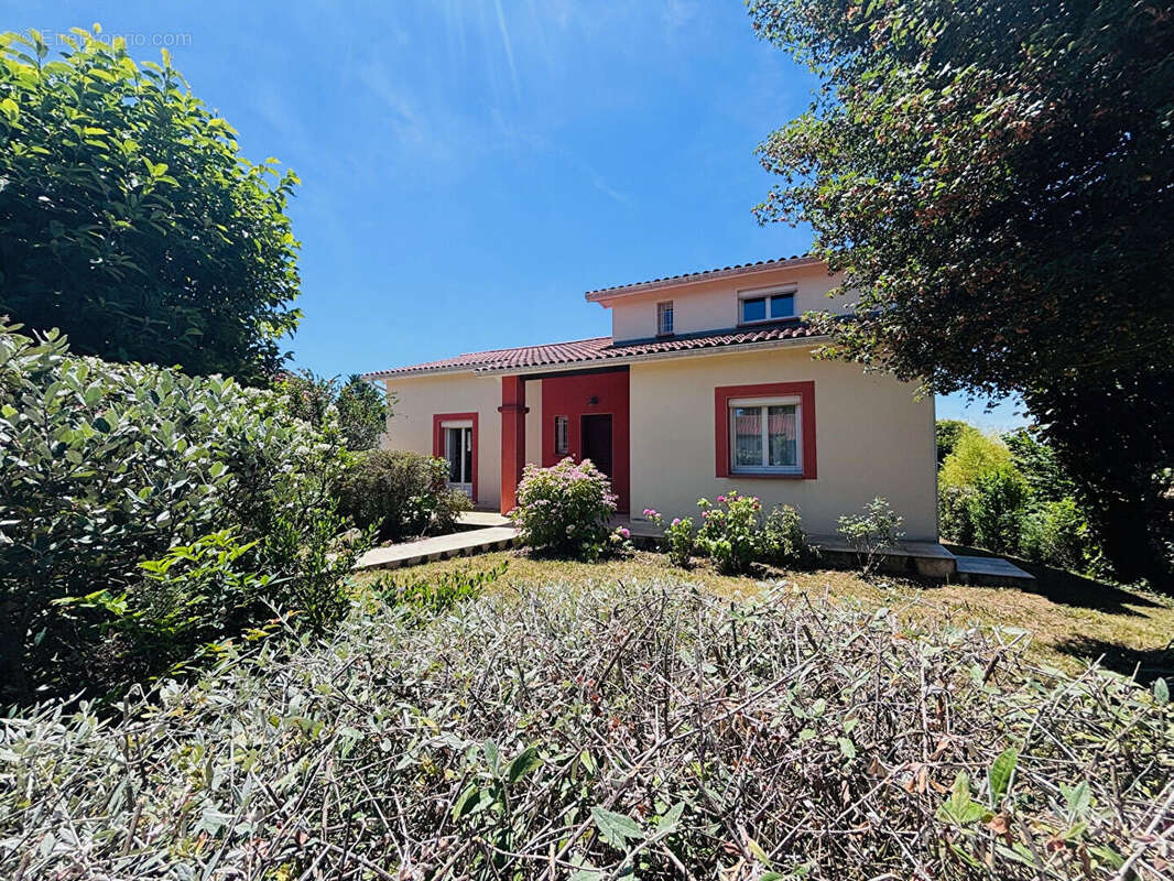 Maison à CASTELMAUROU