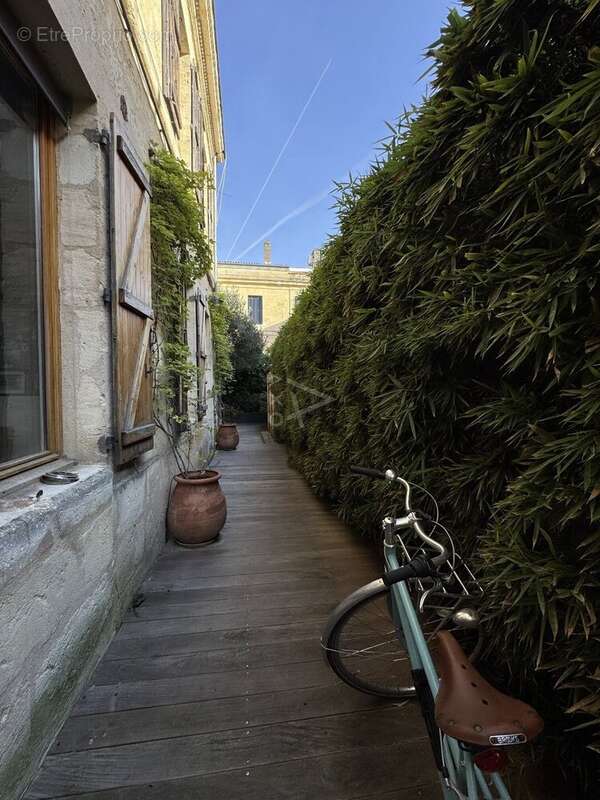 Appartement à BORDEAUX