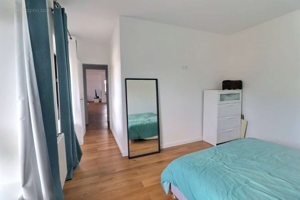 Appartement à GARCHES